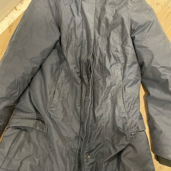 Love this jacket, it’s really warm but it doesn’t fit me anymore - Picture 4 of 5